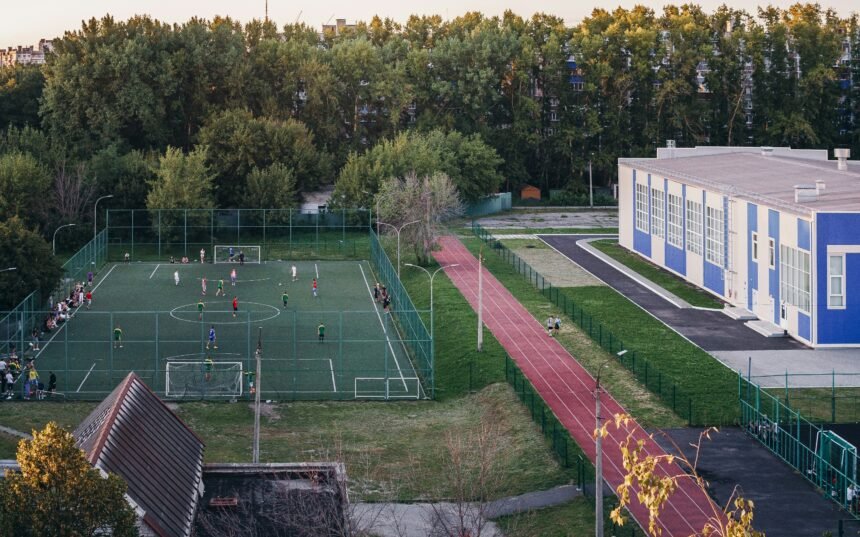 Top 10 Academic Pathways That Lead to Football Scholarships Abroad in 2026